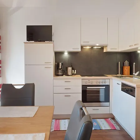 Apartment Lovely With Terrace In Fuegenberg *