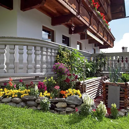 Apartment Lovely With Terrace In Fuegenberg